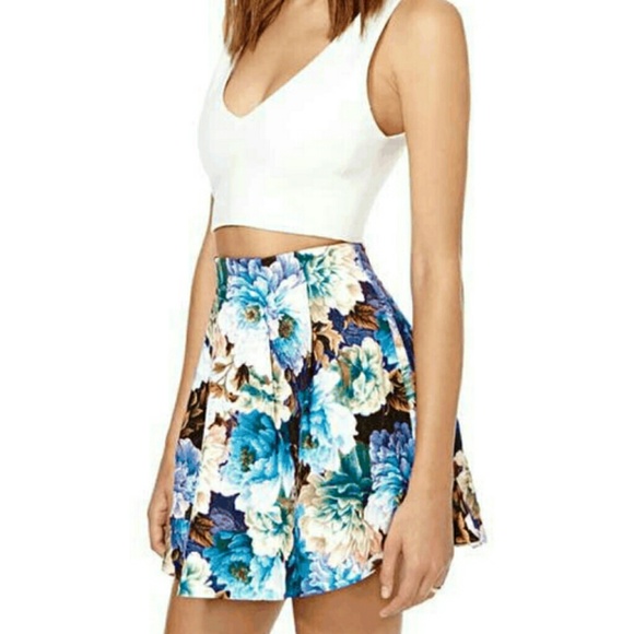 🔥NWT KEEPSAKE THE Label Come Save Me Skirt🔥 - Picture 6 of 8